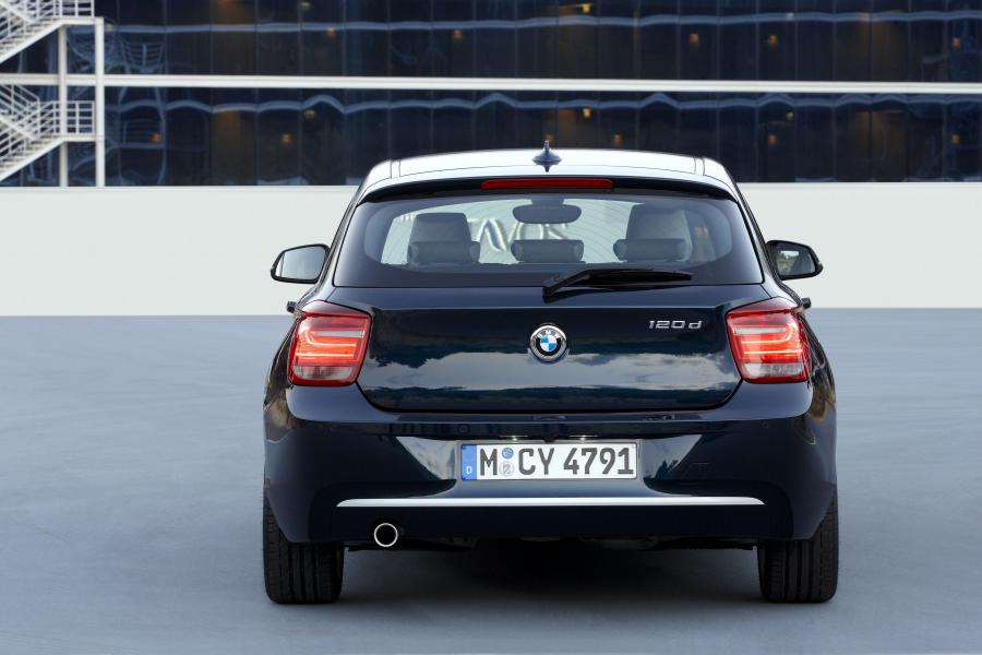 BMW 120d Urban Line 2011 года  (фото 191 из 193)